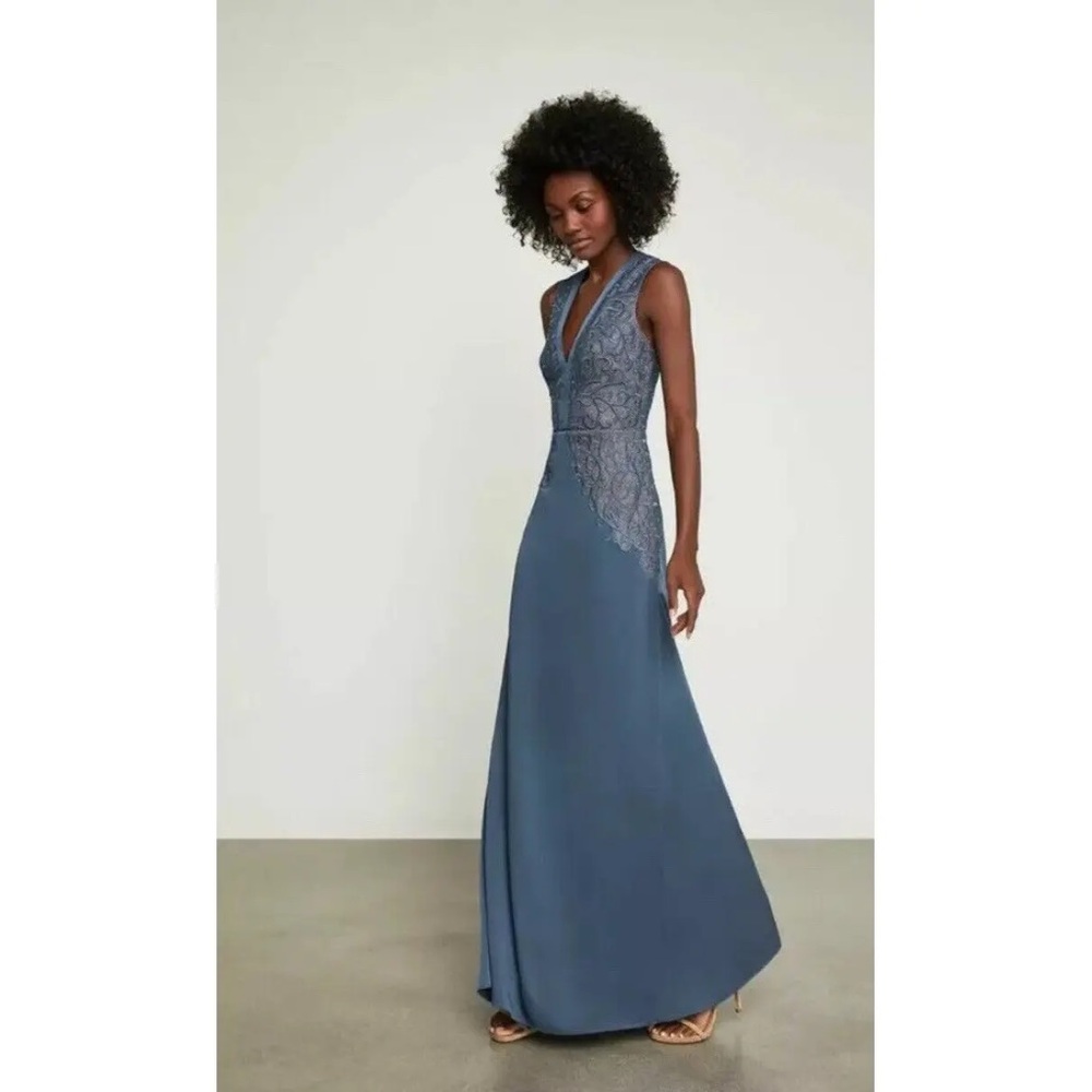 NWT BCBGMAXAZRIA Sleeveless Embroidered Lace Long Gown - Picture 5 of 14